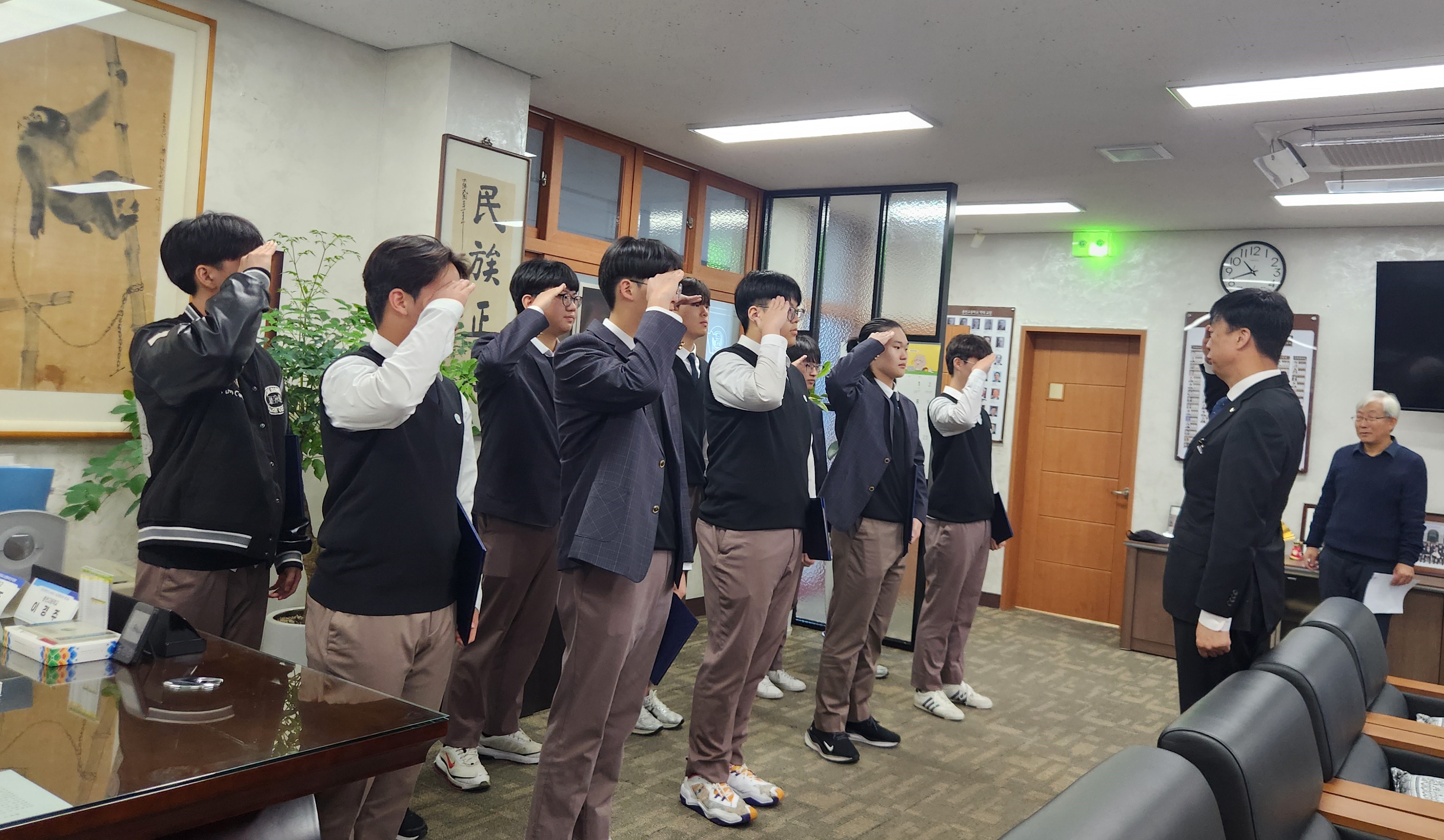 학생의 날 기념 동문 장학금 수여식 사진